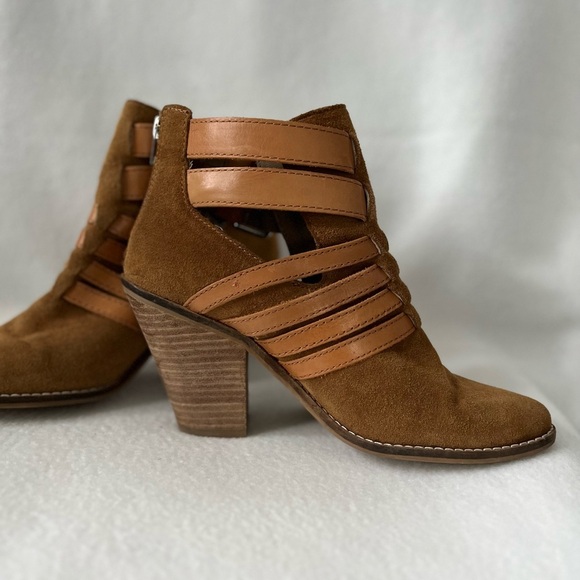 Dolce Vita Size 8 1/2 Leather Cognac Booties - Picture 4 of 16